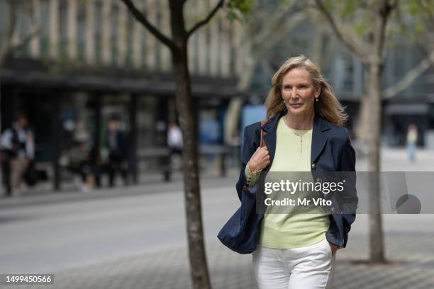 business casual woman in the city - old town spring shops stock pictures, royalty-free photos & images