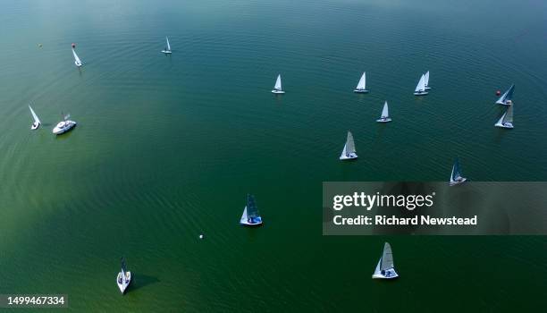 laser race - sailing dinghy stock pictures, royalty-free photos & images