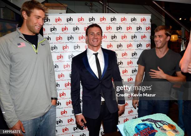 Matt Gevers Swimmer Matt Grevers Photos and Premium High Res Pictures - Getty Images