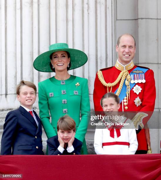 Prince William, Prince of Wales, Prince Louis of Wales, Catherine, Princess of Wales , Princess Charlotte of Wales and Prince George of Wales on the...