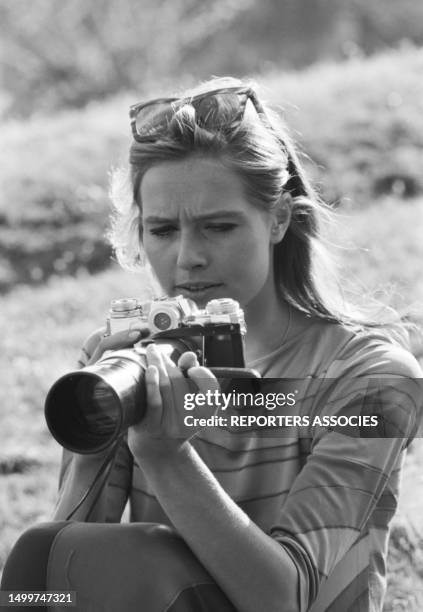 Actrice allemande Eva Renzi lors du tournage du film 'Le Grand Dadais' réalisé par Pierre Granier-Deferre le 22 mars 1967, France