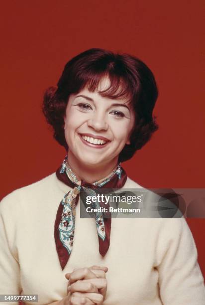 American actress Cindy Williams in the role of Shirley Feeney in the TV series 'Laverne & Shirley', 1976.