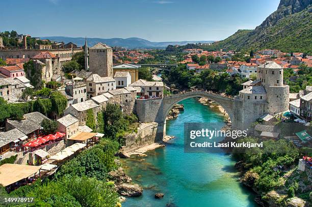 river neretva and city of mostar - bósnia herzegovina imagens e fotografias de stock