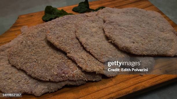 milanesas - milanese stockfoto's en -beelden