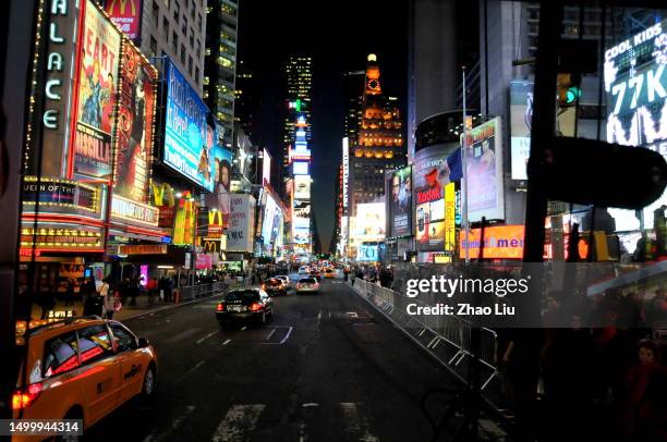 the scenery of new york city, usa - 5th avenue imagens e fotografias de stock