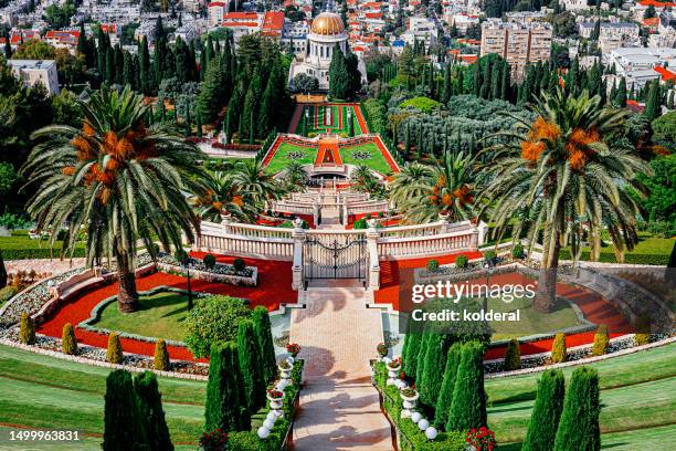 beautiful gardens and terraces of baha’i in haifa, israel - terraces of the shrine of the báb stock pictures, royalty-free photos & images