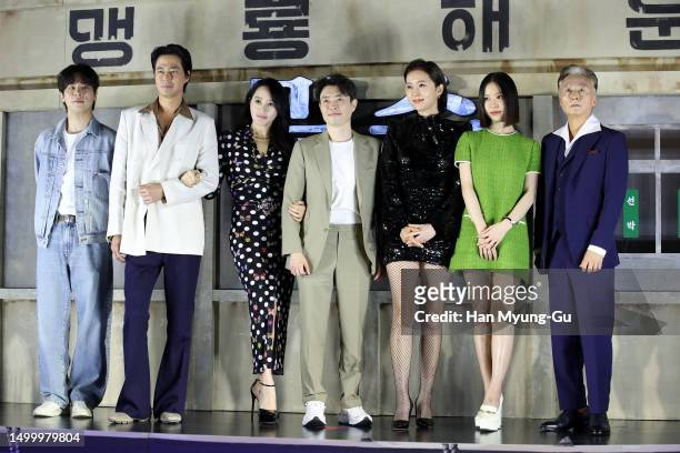 South Korean actors Park Jung-Min, Zo In-Sung, Kim Hye-Soo aka Kim Hae-Soo, director Ryu Seung-Wan, Yum Jung-Ah, Go Min-Si and Kim Jong-Soo attend a...