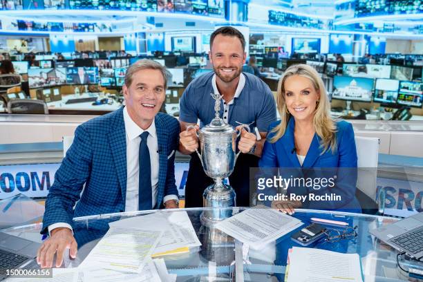 Wyndham Clark , golf PGA U.S. Open winner, poses with hosts Bill Hemmer and Dana Perino as he visits "America's Newsroom" at Fox News Studios on June...