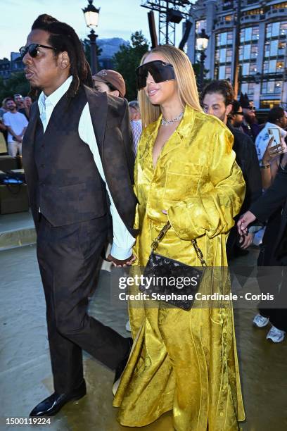 Jay-Z and Beyoncé arrive at the Louis Vuitton Menswear Spring/Summer 2024 show as part of Paris Fashion Week on June 20, 2023 in Paris, France.