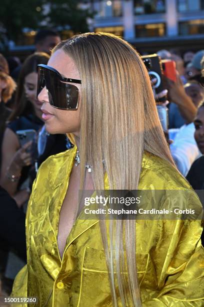 Beyoncé arrives at the Louis Vuitton Menswear Spring/Summer 2024 show as part of Paris Fashion Week on June 20, 2023 in Paris, France.