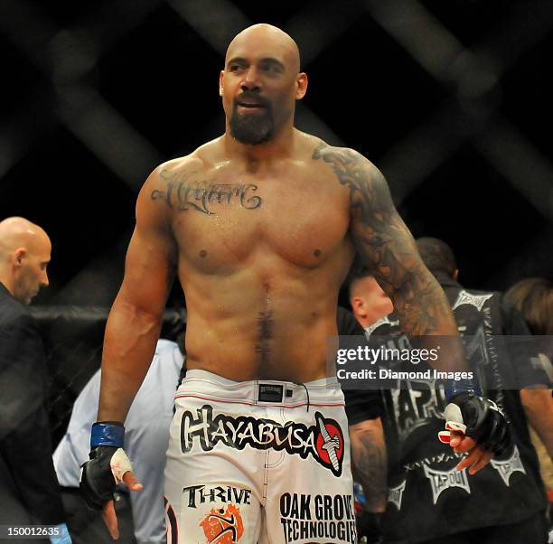 Lavar Johnson Rwe 196 Lavar Johnson Stock Photos, High-Res Pictures, and Images - Getty ...