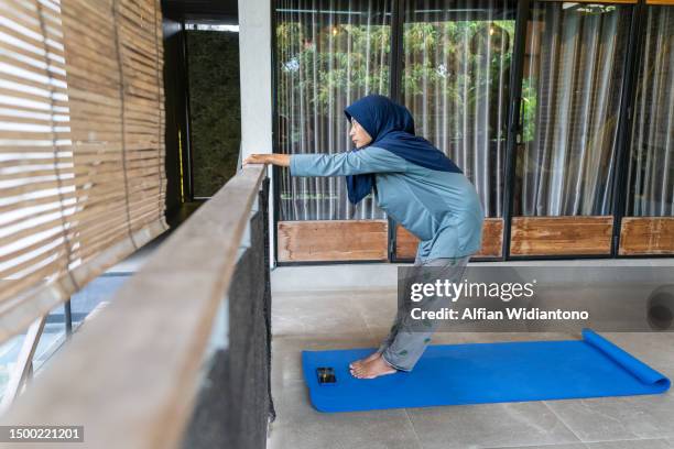 Islamic Exercise Programmes 6,659 Muslim Workout Stock Photos, High-Res Pictures, and Images ...
