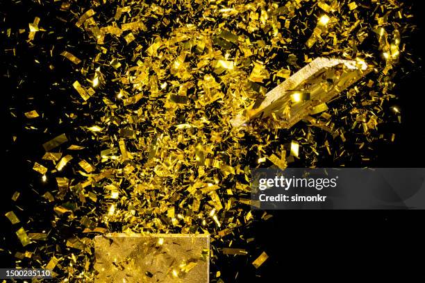 Gold Exploding Boom Gold Boom Box Photos and Premium High Res Pictures - Getty Images