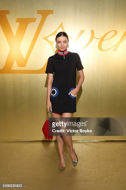 Miranda Kerr attends the Louis Vuitton Menswear Spring/Summer 2024 show as part of Paris Fashion Week on June 20, 2023 in Paris, France.