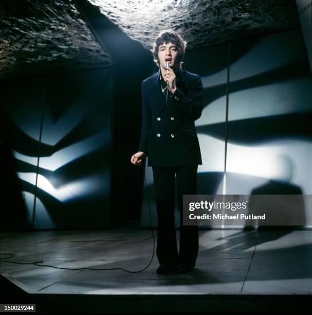 English pop singer Barry Ryan performing on the BBC TV show 'Top Of The Pops', London, 13th February 1968.