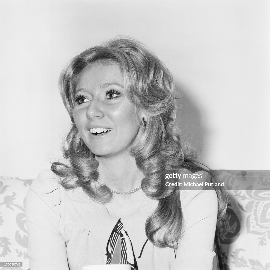 Cloder Rodgers Irish singer Clodagh Rodgers at home, 1st January 1971. News Photo ...