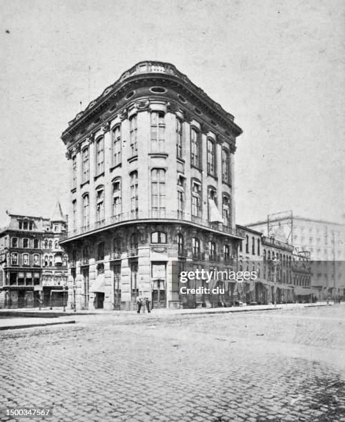 stockillustraties, clipart, cartoons en iconen met new york city, broadway and east 22nd street, looking north, 1880 - broadway manhattan