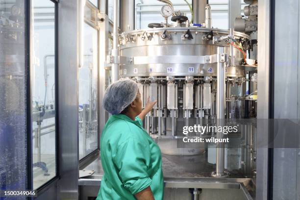 Felling Machine Operator 4,332 Water Operator Stock Photos, High-Res Pictures, and Images ...