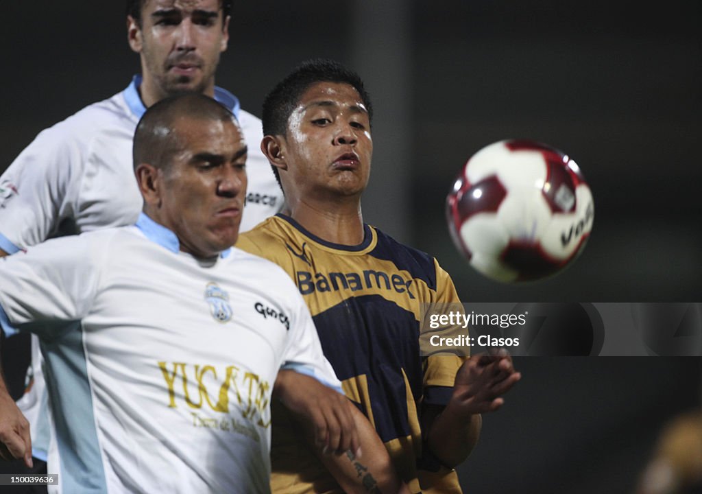 Pumas v Merida - Copa MX 2012