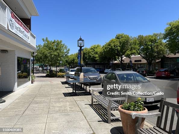 Los Altos Main Street