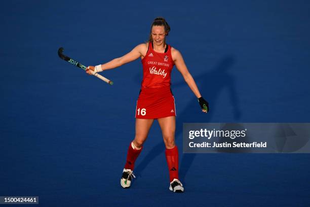 Lizzy Petter of Great Britain during the FIH Hockey Pro League Women's match between Great Britain and United States at Lee Valley Hockey and Tennis...