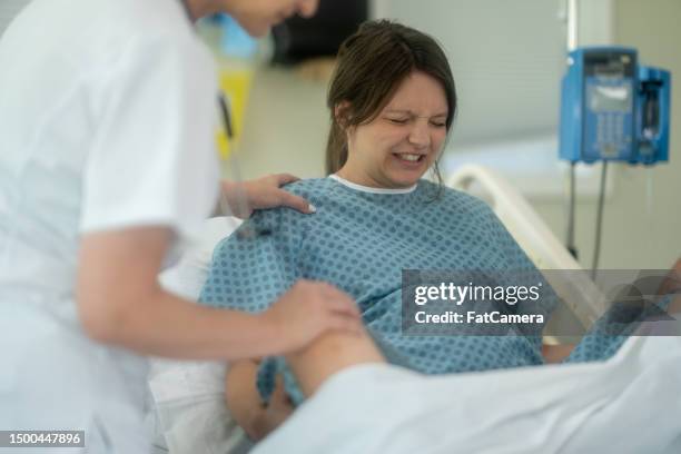 Push Labor 1,312 Pushing Birth Stock Photos, High-Res Pictures, and Images - Getty ...