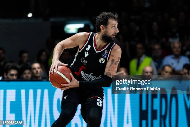 Marco Belinelli of Virtus Segafredo Bologna in action during Game 6 of the Playoff Final of LBA Lega Basket Serie A Playoffs between Virtus Segafredo...