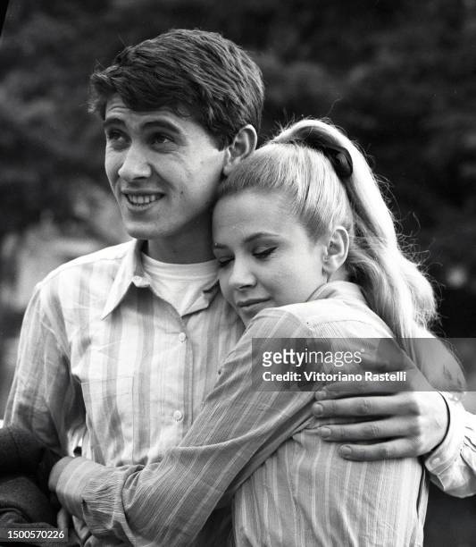 The Italian singer Gianni Morandi with his wife, actress Laura Efrikian in Rome, Italy, Oct 1966.