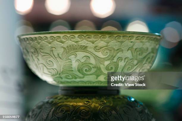 close-up of jade sculpture - jade gemstone stockfoto's en -beelden