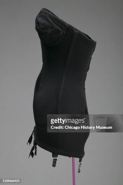 213 Girdles Vintage Stock Photos, High-Res Pictures, and Images - Getty  Images