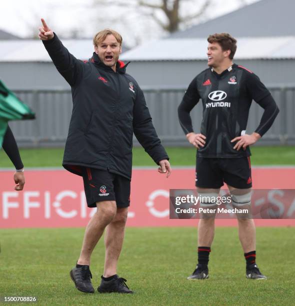 Scott Robertson, head coach of the Crusaders, gives the orders during a Crusaders Super Rugby captain's run at Rugby Park on June 23, 2023 in...