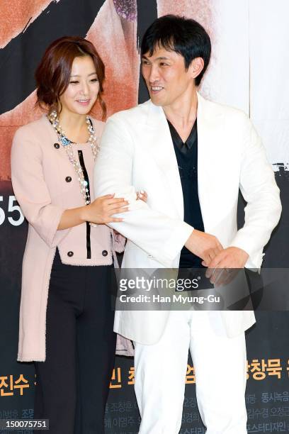South Korean actors Kim Hee-Sun and Yu Oh-Seong attend during a press conference to promote the SBS drama 'The Great Doctor' on August 09, 2012 in...