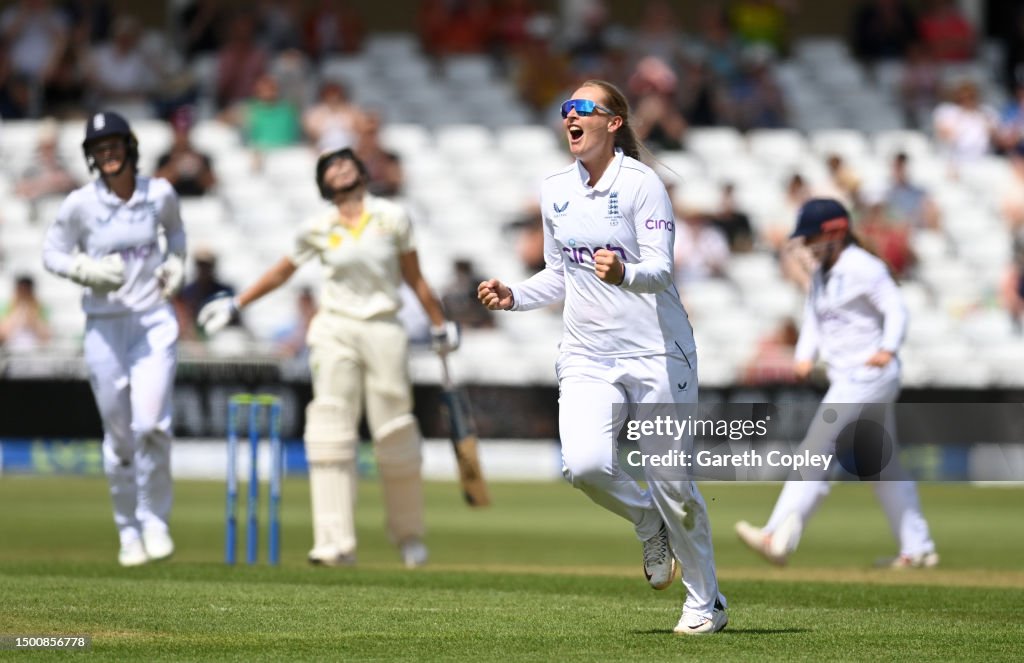 England v Australia - LV= Insurance Women's Ashes Test Match: Day Two