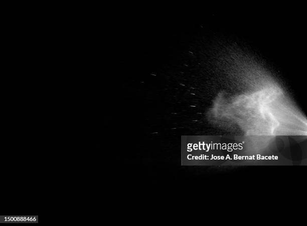 jet and cloud of water spray drops on a black background. - exploding glass 個照片及圖片檔