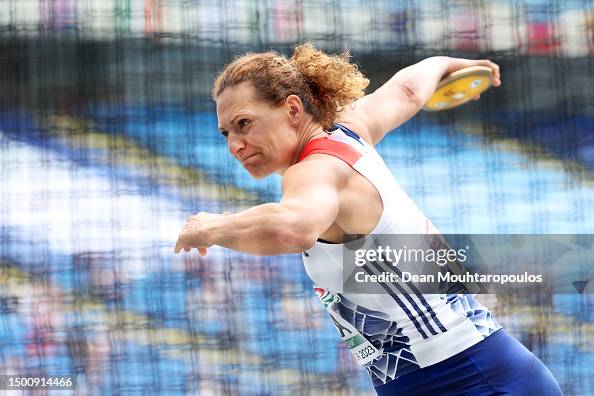 Discus Pfp Melina Robert-Michon of France competes in the Women's Discus Throw ...