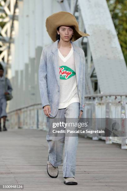 Model walks the runway during the Kenzo Menswear Spring/Summer 2024 show as part of Paris Fashion Week on June 23, 2023 in Paris, France.