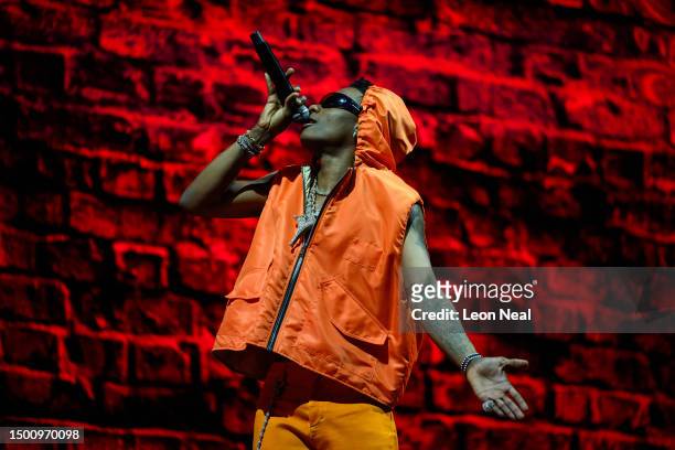 Wizkid performs on the Other Stage on Day 3 of Glastonbury Festival 2023 on June 23, 2023 in Glastonbury, England. The Glastonbury Festival of...