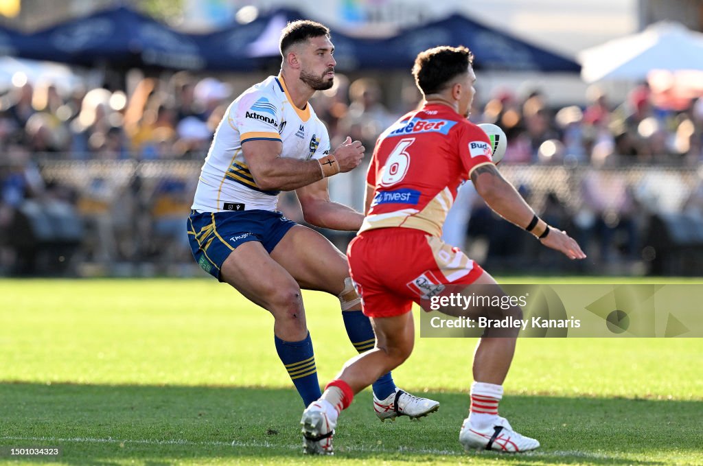Ryan Matterson Rugby Ryan Matterson of the Eels passes the ball during the round 17 NRL ...