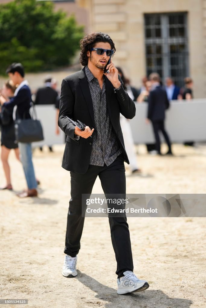 Street Style - Paris Fashion Week - Menswear Spring/Summer 2024 : Day Four