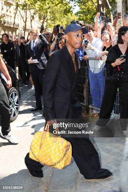 Pharrell Williams attends the Loewe Menswear Spring/Summer 2024 show as part of Paris Fashion Week on June 24, 2023 in Paris, France.