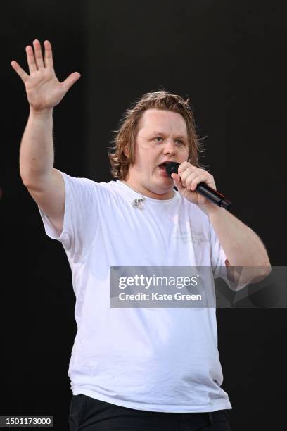 Lewis Capaldi performs at Day 4 of Glastonbury Festival 2023 on June 24, 2023 in Glastonbury, England.