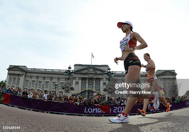 26 Kumi Otoshi Photos & High Res Pictures Getty Images