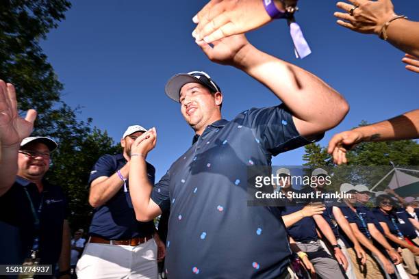 Thriston Lawrence of South Africa celebrates victory during Day Four of the BMW International Open at Golfclub Munchen Eichenried on June 25, 2023 in...