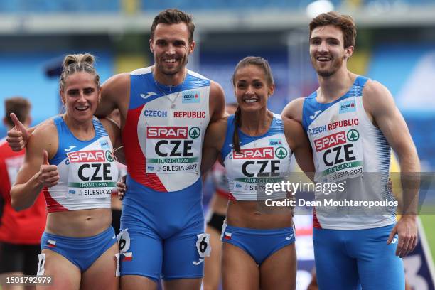 Lada Vondrova, Vit Mueller, Tereza Petrzilkova and Matej Krsek of Czech Republic celebrate victory following the Mixed 4 x 400m Relay - Div 1 Heat B...