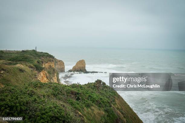 point du hoc - june 1944 stock pictures, royalty-free photos & images