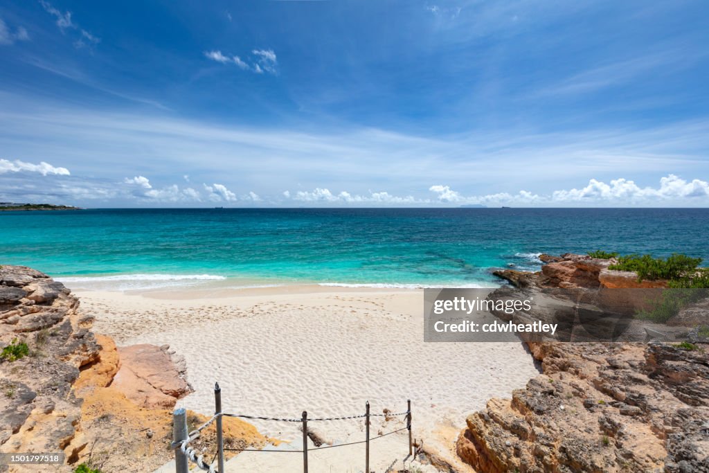 Cupecoy Beach