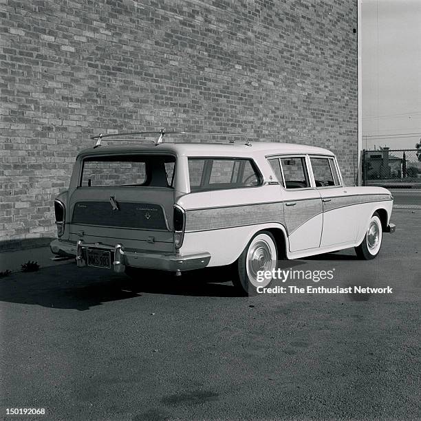 Rambler Custom Cross Country Station Wagon. Construido por AMC, esto fue... Fotografía de noticias rambler wagon Rambler Custom Cross Country Station Wagon. Construido por AMC, esto fue... Fotografía de noticias