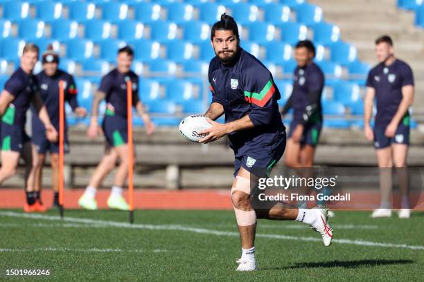 Tohu Harris warms up during a New Zealand Warriors NRL training session at Go Media Stadium on June 26, 2023 in Auckland, New Zealand.