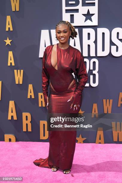 Kaliii Rapper Body Kali Bet Photos and Premium High Res Pictures - Getty Images
