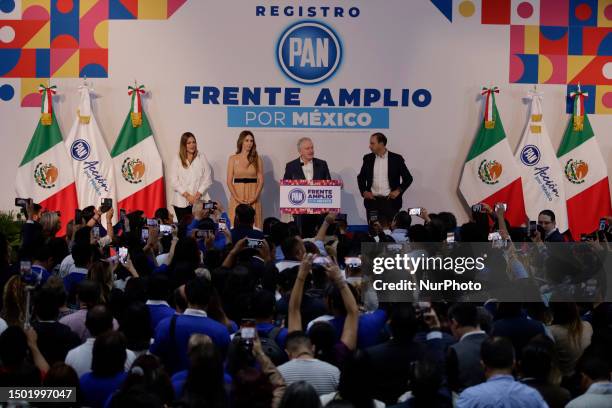 From left to right, Cecilia Patron, secretary of the National Action Party; Santiago Creel, pre-candidate for the presidency of Mexico; Paulina...